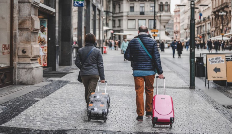 Má Praha zvýšit turistický poplatek? Přečtěte si postoje zastupitelských klubů