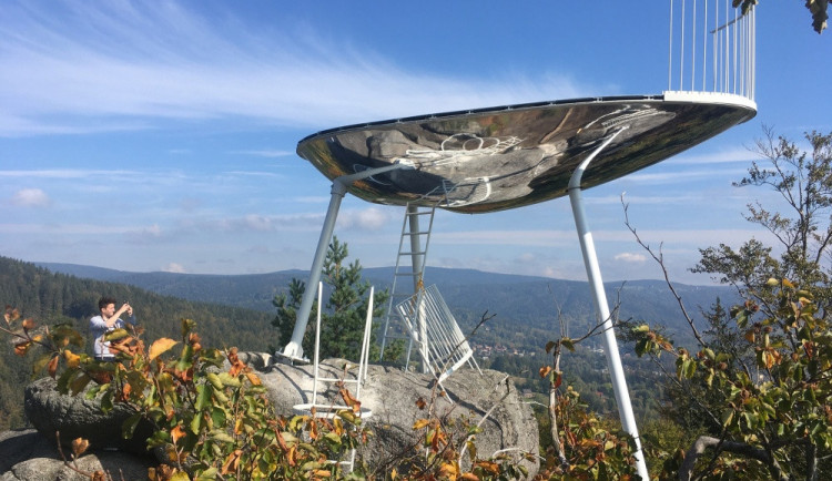 Špička tyčící se nad Tanvaldem zabodovala v soutěži. Dle architektů jde o skvost