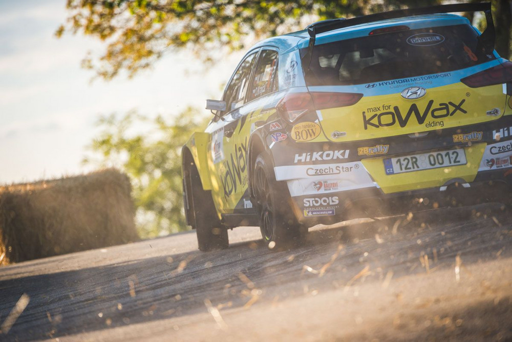 Na jih Čech míří česká rallyová elita. Krumlovská soutěž uzavřel tuzemský šampionát