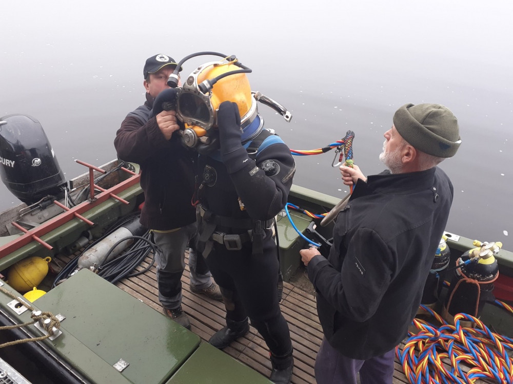 Potapěči sklopili aerační věže