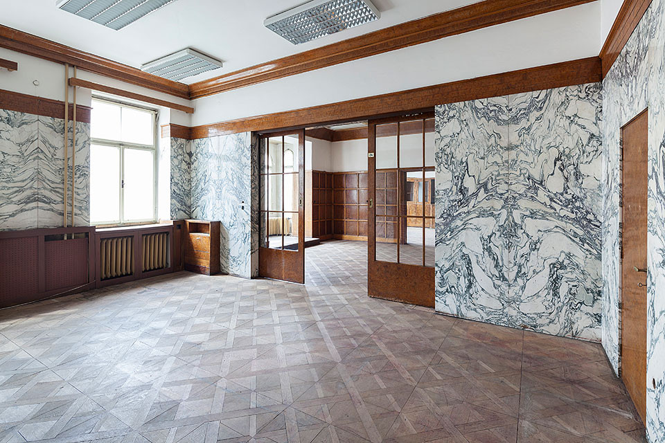 Byt rodiny Huga Semlera je přístupný pouze příležitostně