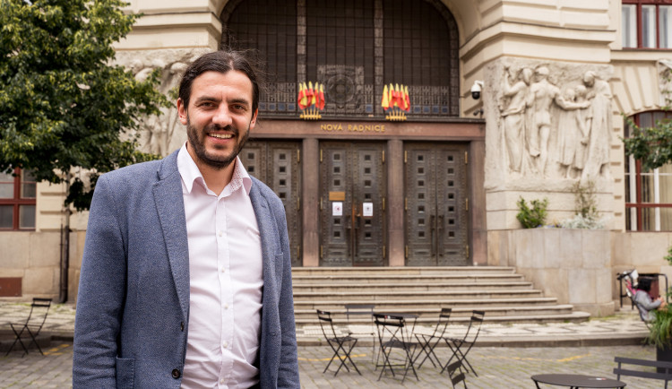 On-line chat s Adamem Scheinherrem. Zeptejte se náměstka pro dopravu na to, co vás zajímá