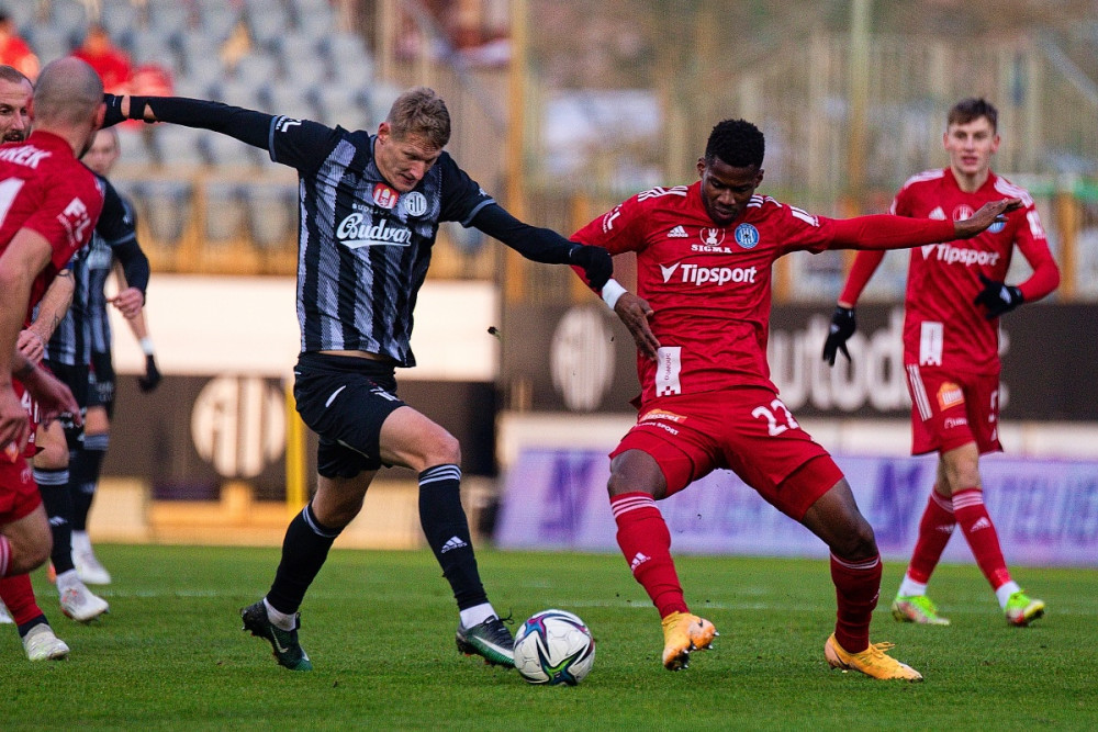 Další domácí výhra, Dynamo složilo Olomouc