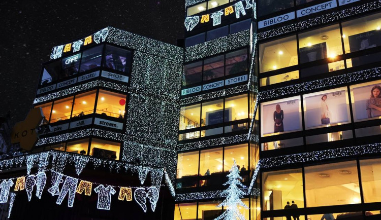 V Kotvě se otevřelo další očkovací centrum. Jde o třiaosmdesáté v Praze