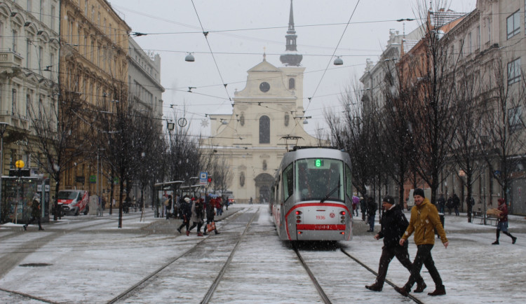 Bílé Vánoce v Brně letos nejspíš nebudou. Na Štědrý den se oteplí