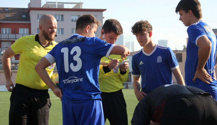 Slavoj Vyšehrad je vyloučený z ligy kvůli korupci. Rozhodčí dostali osmiletý zákaz