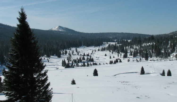 Šumava zažila třeskuté mrazy, na Březníku naměřili ráno minus 27,6 stupně.