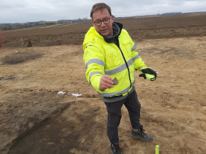 Jihomoravští archeologové jásají. Na trase dálnice D55 našli žárové hroby i nálezy z doby kamenné