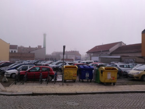 Prostějov chce prodat pozemky po bývalé sodovkárně v centru. Podezřelá transakce před volbami, zuří opozice