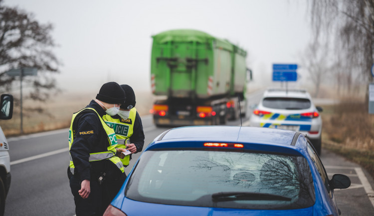O řidičský průkaz loni kvůli bodům přišlo přes 41 tisíc řidičů, více než v roce 2020