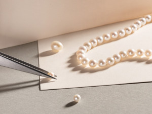 Nechte se okouzlit Akoya perlami – proč by ve vaší šperkovnici neměly chybět?