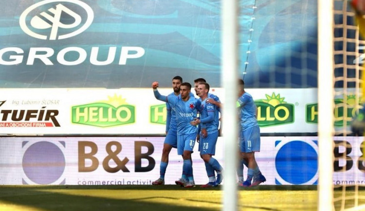 Ondřej Lingr vystřelil Slavii zpět první místo. Sparta remizovala s Plzní