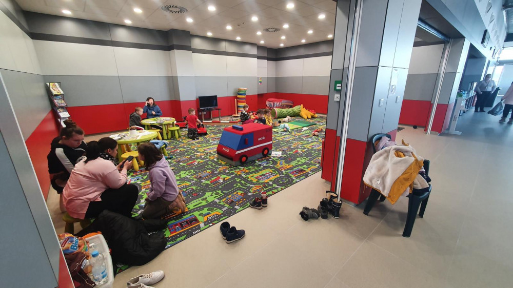 Asistenční centrum na letišti během dneška využily dvě stovky Ukrajinců