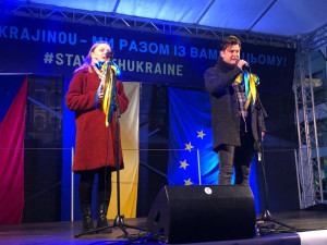 VIDEO: Ukrajinský prezident Volodymyr Zelenskyj hovořil k tisícům lidí na Václavském náměstí