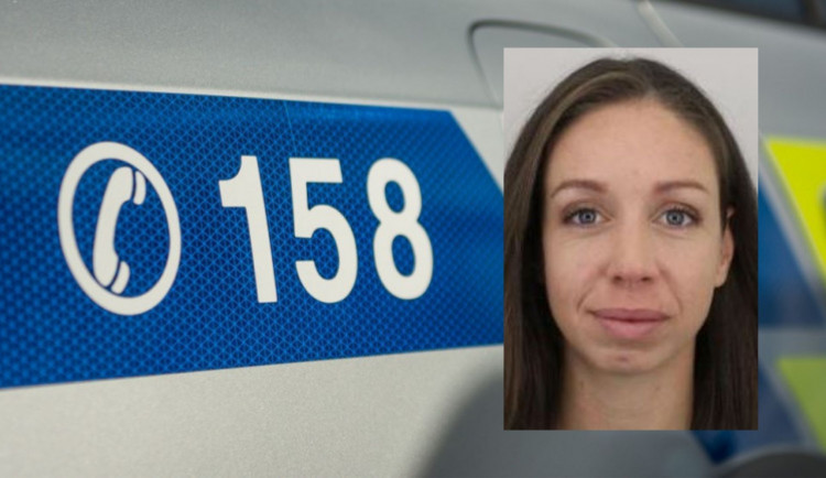 Žena po rozchodu s partnerem dala výpověď, ukončila aktivitu na sociálních sítích a zmizela. Pátrá po ní policie