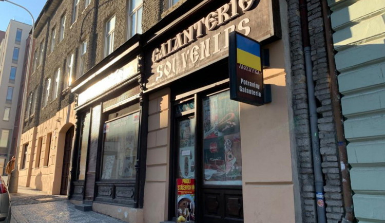 Některé obchody s ruským zbožím mění název. Nenávist lidí je nelogická, říkají provozovatelé.