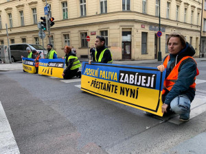 Aktivisté blokovali dopravu už třetí den za sebou. Tentokrát na I.P. Pavlova.