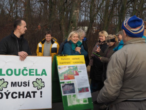 Prostějov chce ve Vrahovicích postavit nový park. Hloučelu však likviduje, namítají kritici