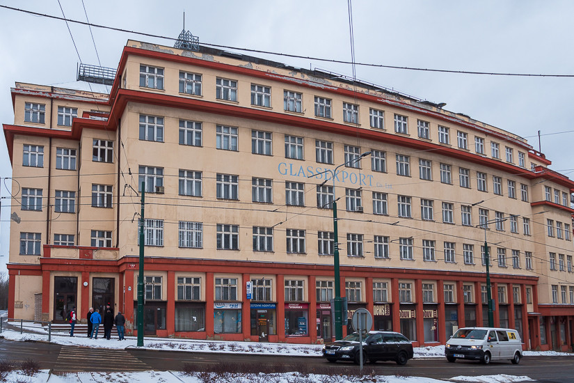 Kraj chce do června připravit  bývalou budovu Skloexportu k ubytování uprchlíků