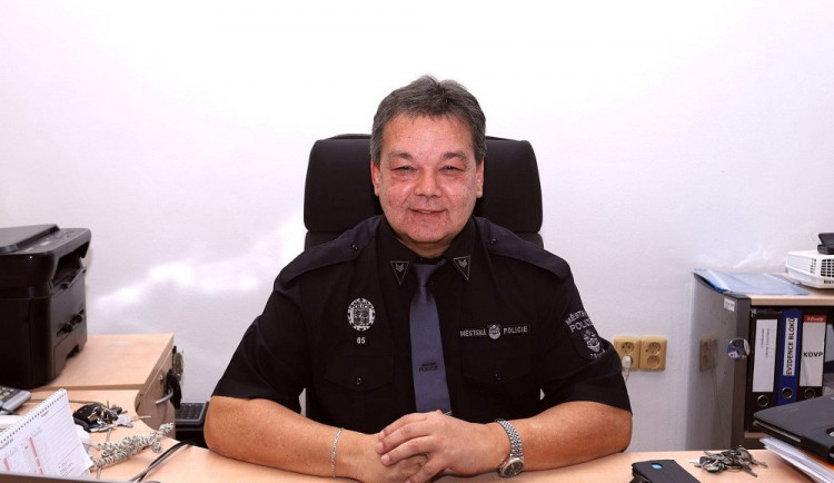 Dávat botičky nás nebaví. Léto tady začíná na jaře, vypráví bývalý velitel třeboňských strážníků.