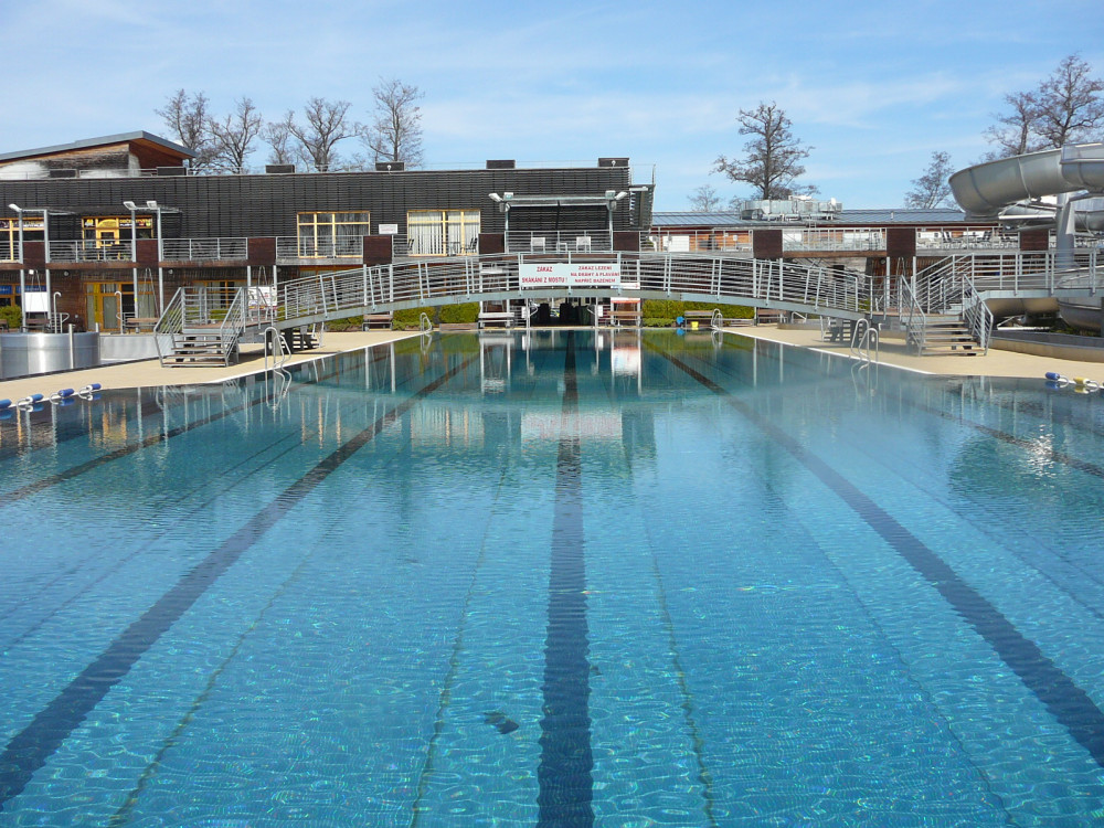Letní koupaliště Flošna v Hradci Králové se chystá na letní sezonu. Vstupné zdraží
