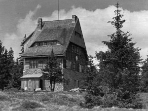 Ztracený trůn krále Zmizelé Šumavy je už opět na původním místě, našel ho náhodně jeden turista