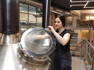 Českou pivní kulturu kazí piva z petky, říká brněnská mistryně pěnivého moku