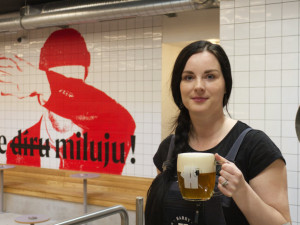 Českou pivní kulturu kazí piva z petky, říká brněnská mistryně pěnivého moku