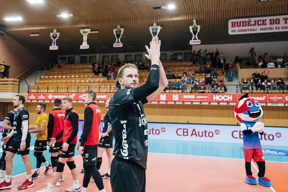 Loučení s legendou. Volejbalista Radek Mach odehraje poslední zápas za Jihostroj