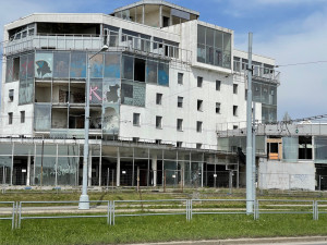 Co si myslí zastupitelé Plzně o demolici slavného "skleněného pekla" a následném využití vzniklého prostoru?