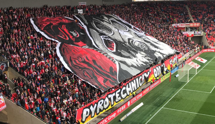 Fotbalové derby pražských S, které se bude hrát za týden, je vyprodané