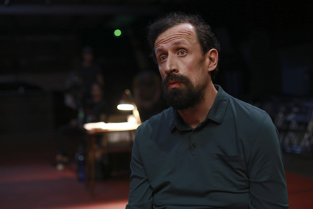 Olomouc opět ve filmu. Krobotova Velká premiéra zamíří do kin v létě