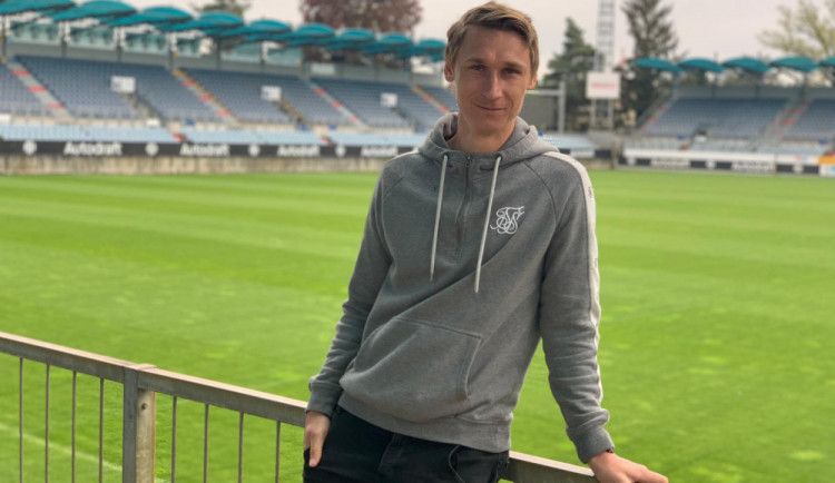 Dvakrát s Dynamem postoupil, za klub odehrál 249 zápasů. Pavel Novák se loučí a vyhlíží nové výzvy.