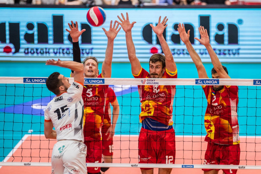 Pražští Lvi obhájce titulu nezaskočili a končí druzí. Zlato berou volejbalisté Karlovarska