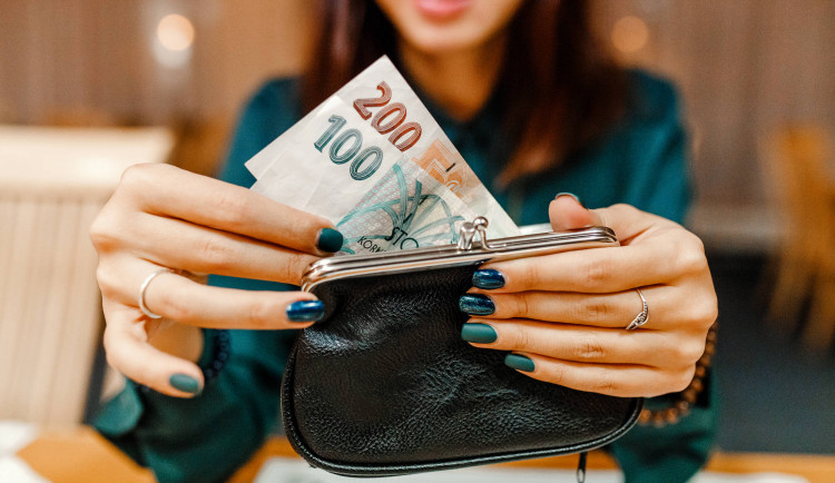 Depositphotos_179800450_L