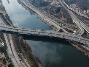 Začíná první etapa opravy Barrandovského mostu. Podívejte se na přehled objížděk