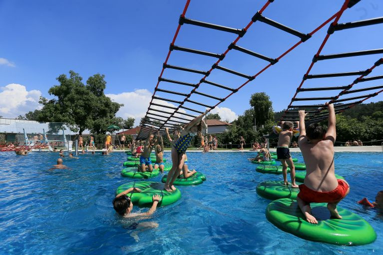 Koupaliště v Brně se probouzí po zimním spánku. Sezonu zahájí na Riviéře i v Zábrdovicích