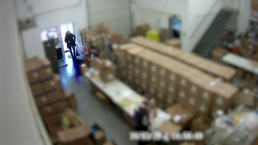 Za nouzového stavu získali podvodem covid testy za osm milionů. Kriminalisté hledají klíčového svědka.