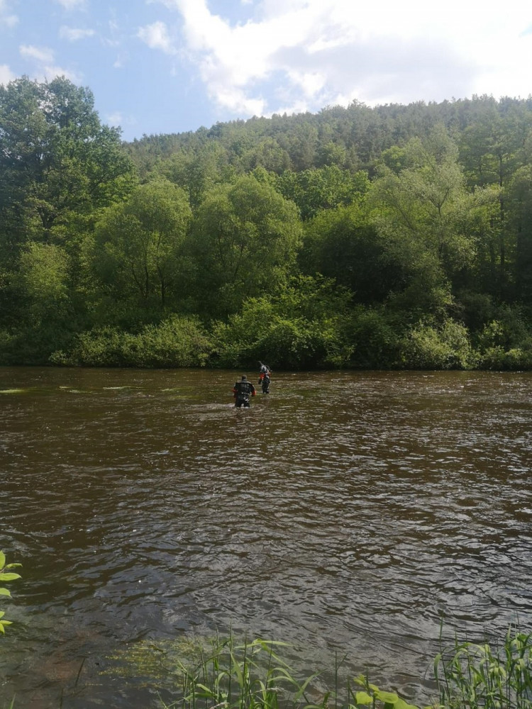 Vodáci našli ve Vltavě utonulého muže. Okolnosti prošetřují kriminalisté