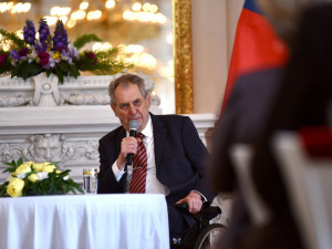 Zeman: Ruský prezident Putin patří před válečný soud i před soud v Rusku