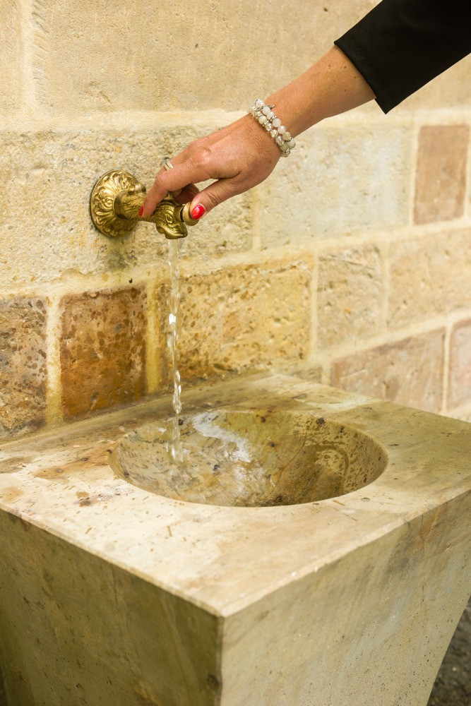 Historický Společenský pramen v olomoucké Fakultní nemocnici opět slouží lidem