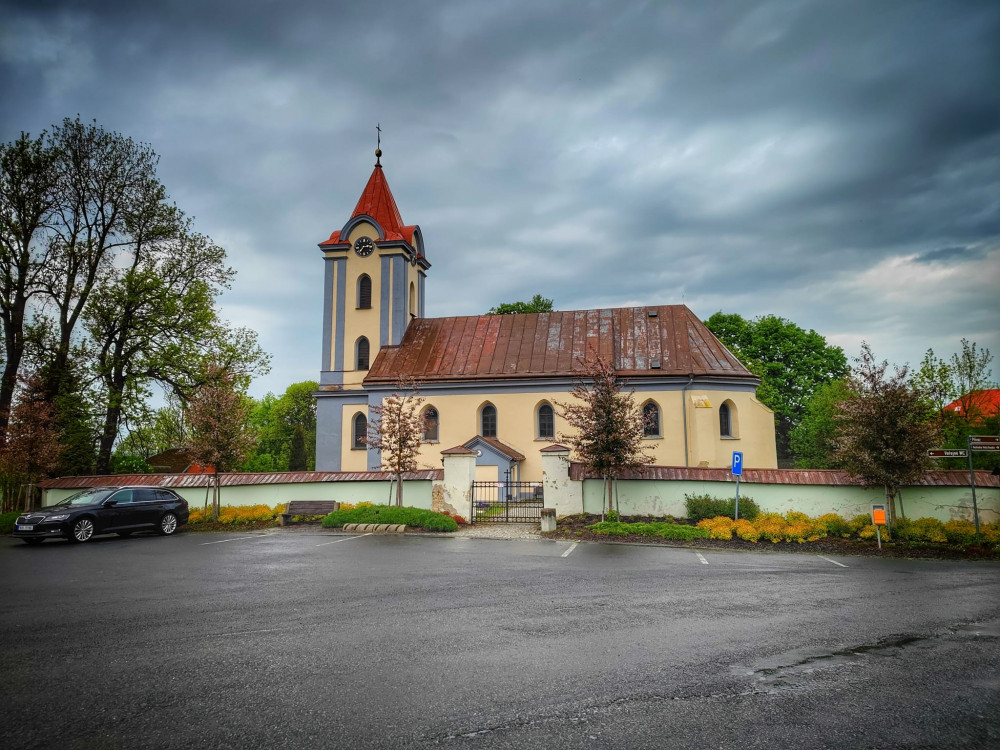 TIP NA VÝLET: Rozhledna Velký Roudný nabízí krásné výhledy na Slezskou Hartu i na Praděd