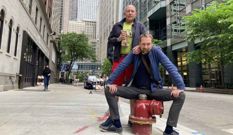 Ze Smíchova do USA. Švandovo divadlo uvedlo v Chicagu první hru na světě napsanou robotem