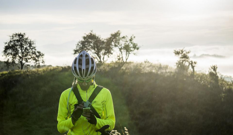 Helma na kolo? V každém věku patří na hlavu automaticky