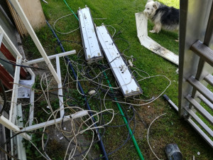 Kulový blesk je připravil o střechu nad hlavou. Dcera založila sbírku na pomoc rodičům