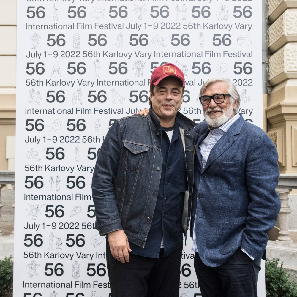 Benicio del Toro a Jiří Bartoška.