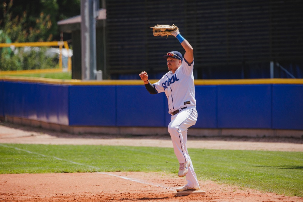 Sokol Hluboká porazil v sérii Olympii Blansko 3:0 na zápasy a Martin Mužík trefil ve dvou domácích utkáních tři  homeruny