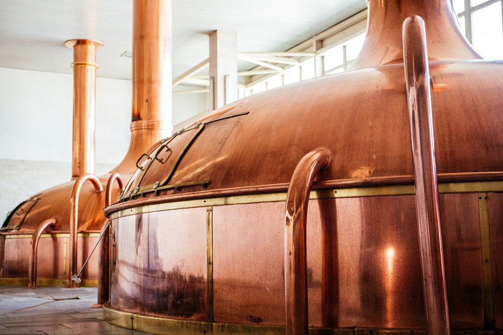 Budějovický Budvar je doma v jižních Čechách, ale slavný po je celém světě.