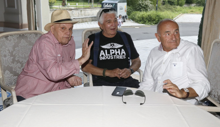 size4-15925565647899-239-grandhotel-pupp-se-promenil-v-dejiste-filmu-stari-neni-pro-sraby