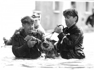 Při povodních před 25 lety lidé bojovali s živly. Vznikaly emotivní fotografie